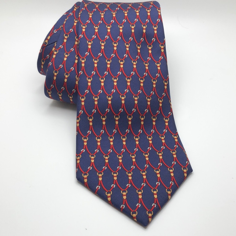 Elegant Custom Shop Silk Tie